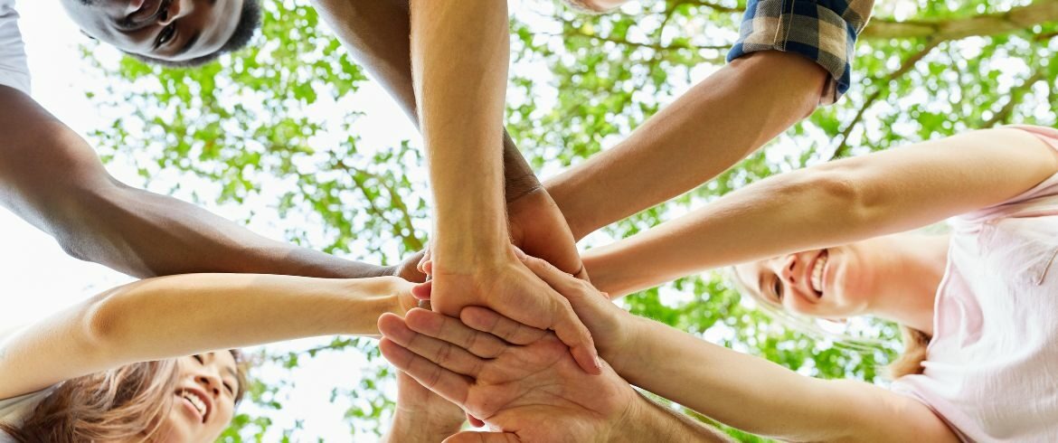 From Supporting Local Communities to Environmental Preservation: 10 Ways to Mindful Travel